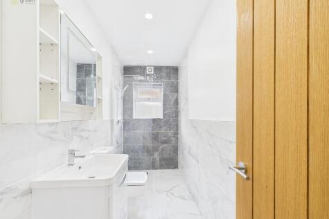 CAM03830G0-PR0224...