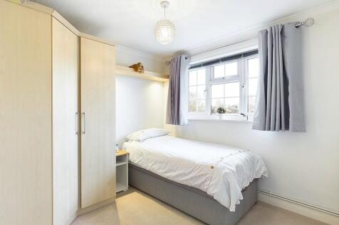 CAM04914G0-PR0046...