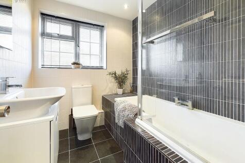 CAM04914G0-PR0046...