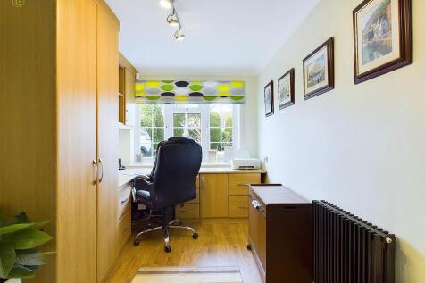 CAM04914G0-PR0046...