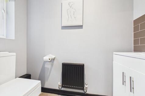 cam04914g0pr0352still006