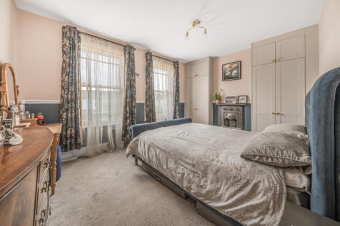 1345940-10-68b1c8...