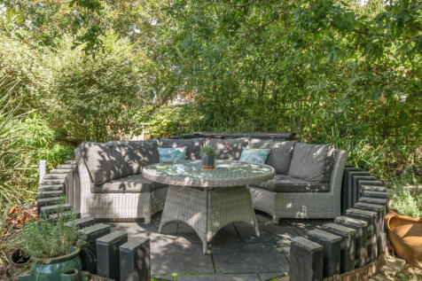 1341070-3-68bb1e8...