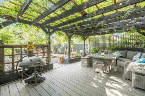 1341070-6-68bb1e8...