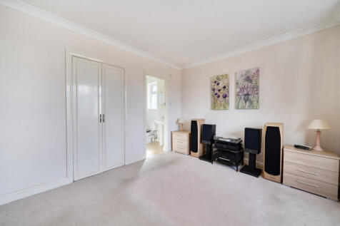 1349721-12-68c2dd...