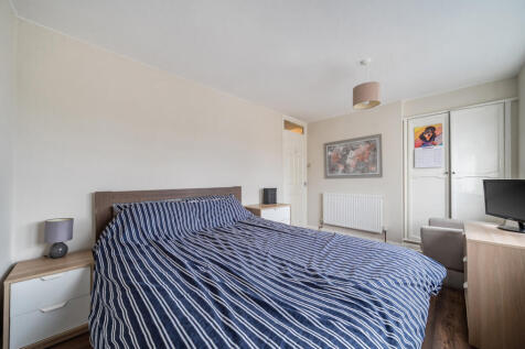 1361900-10-6908d2...