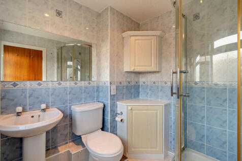 En Suite Shower Room
