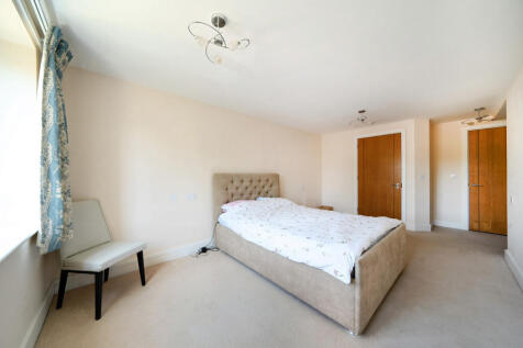 1311242-11-6852c3...