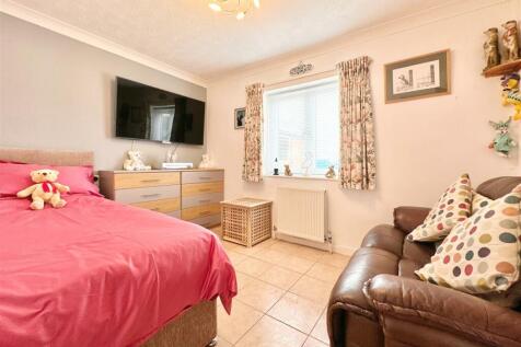 Bedroom 3.JPG