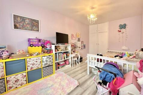 Bedroom  2.jpg