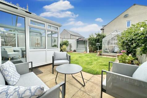 Rear Garden.jpg