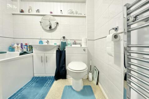 Family  Bathroom.jpg