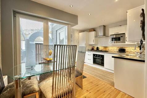Kitchen Dining Room.jpg