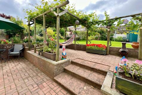 Rear Gardens.JPG