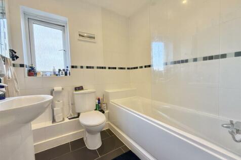 Bathroom.jpeg