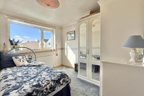 Bedroom 2.jpg