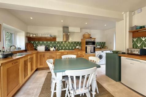 Kitchen ..jpeg