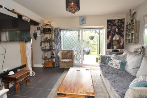 Robin Cottage Lounge.jpg