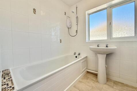 Bathroom.jpeg