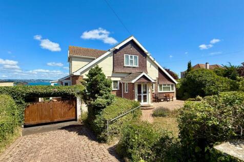 Drive &amp; Car Port.JPG