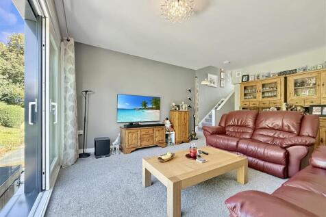 Lounge Overlooking Rear Gardens.JPG