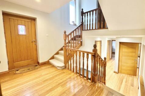 Entrance Hall.jpg