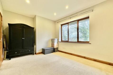 Bedroom  3.jpg
