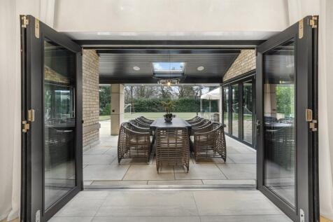 Outside dining 