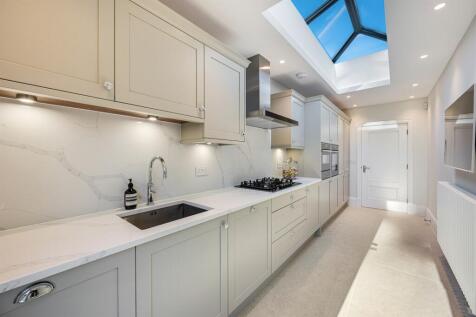 Second Kitchen