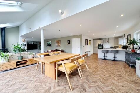 Open Plan Kitchen Li