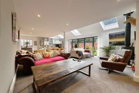 Open Plan Kitchen Li