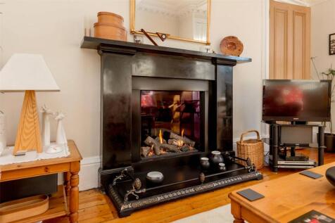 Marchhall Cres 18