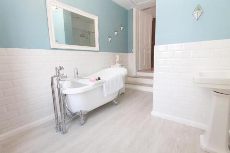 bath c-2.jpg