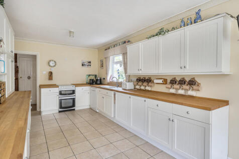 1361608-10-68e676...