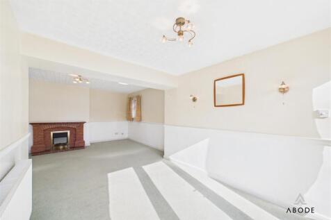 CAM03645G0-PR0170-STILL006.jpg