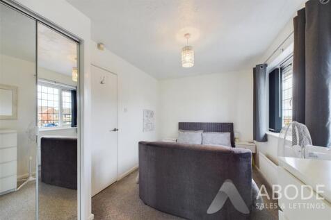 CAM02696G0-PR0373-STILL004.jpg