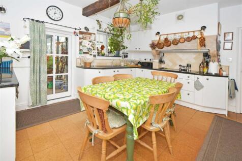 Moores Cottage Farmhouse (35).JPG