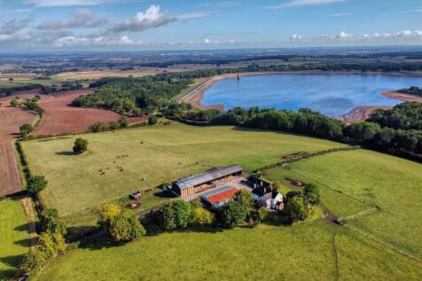 dji_fly_20250905_100902_820_1757063359714_photo_op