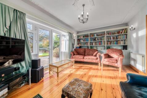 49 Station road-8.jpg