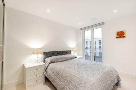 3 Bedroom Flats To Rent In London Rightmove