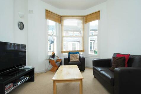 2 Bedroom Flats To Rent In Clapham Common South West London