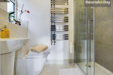 Master Ensuite