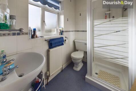 En-Suite (Bedroom One)