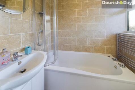 En-suite (Bedroom Three)