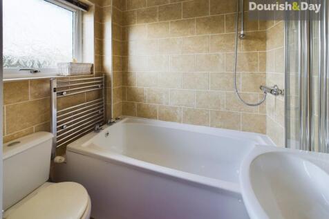 En-suite (Bedroom Four)