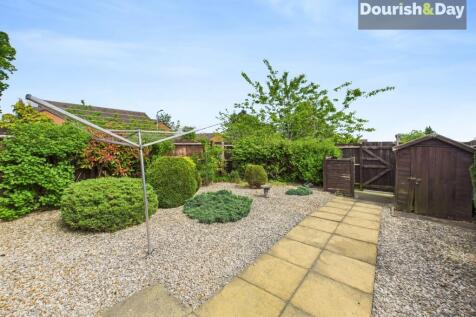 Low Maintenance Rear Garden