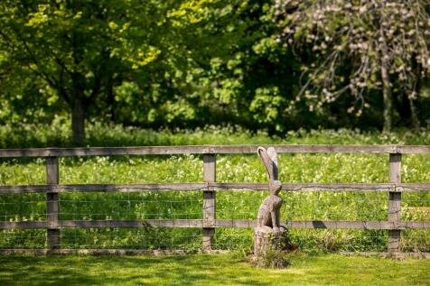 26 - The Bee Garden - GL7 5JF - Web.jpg