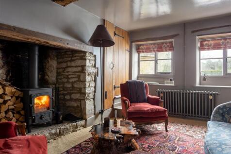 53 - 40-41 Barnsley - GL7 5EE - Web.jpg