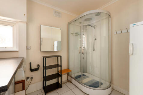 Utility / Shower Room