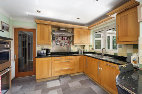 Kitchen-Breakfast Room